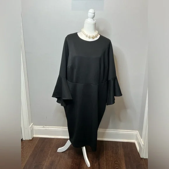 Women’s Dress (Elloquii Flare Sleeve Scuba Dress) - Picture 2 of 3